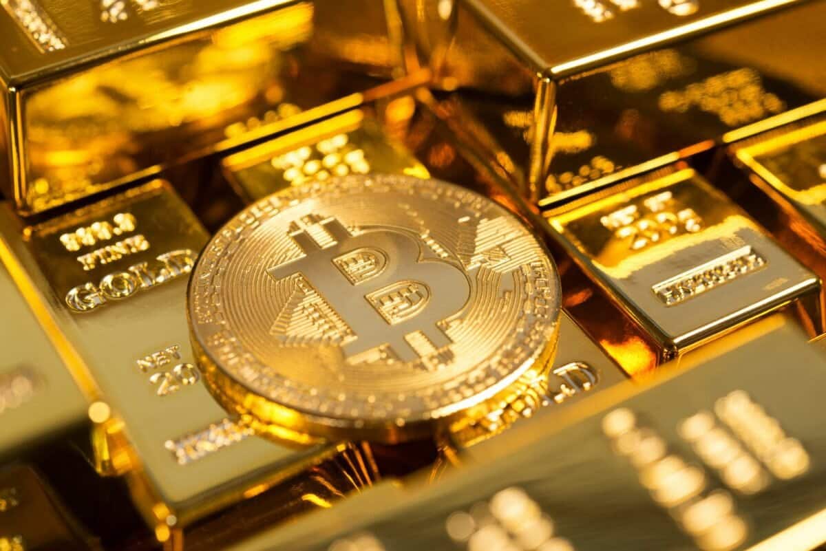 Contrairement à l'or, le Bitcoin n'est pas une valeur refuge selon Peter Schiff
