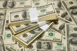 [b]Other shots with US money:[/b][url=http://www.istockphoto.com/file_search.php?action=file&lightboxID=2722606][img]http://www.mosich.com/is/usd.jpg[/img][/url]